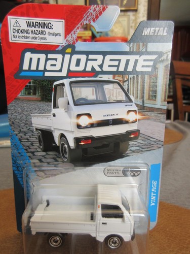Majorette suzuki carry - 1:64,